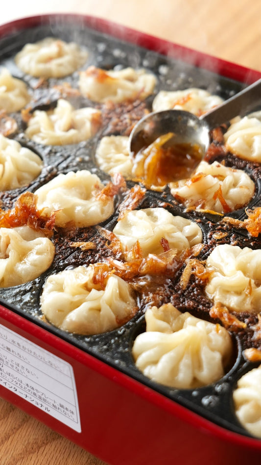 【レシピ】たこ焼き器で焼き小籠包 ｜焦葱鶏油